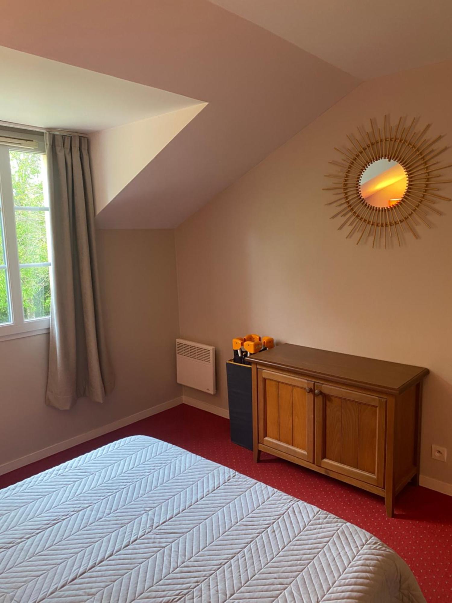 Appartement Superbe duplex avec piscine à Monflanquin Extérieur photo